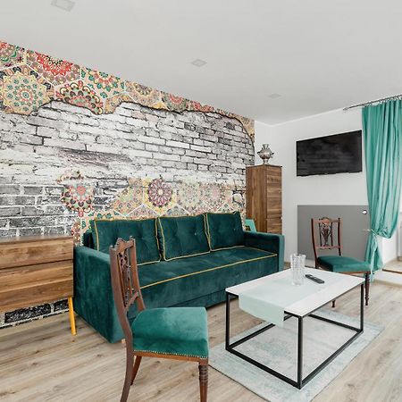 Nowoczesne I Stylowe Apartamenty W Centrum Bytomia Blisko Rynku By Noclegi Renters Kültér fotó