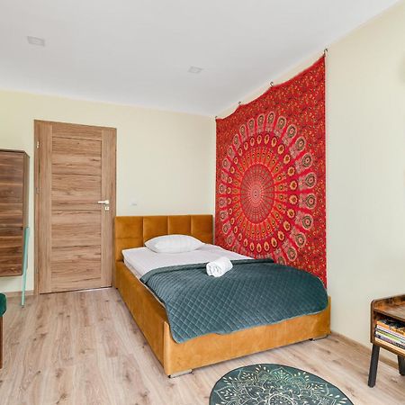 Nowoczesne I Stylowe Apartamenty W Centrum Bytomia Blisko Rynku By Noclegi Renters Kültér fotó
