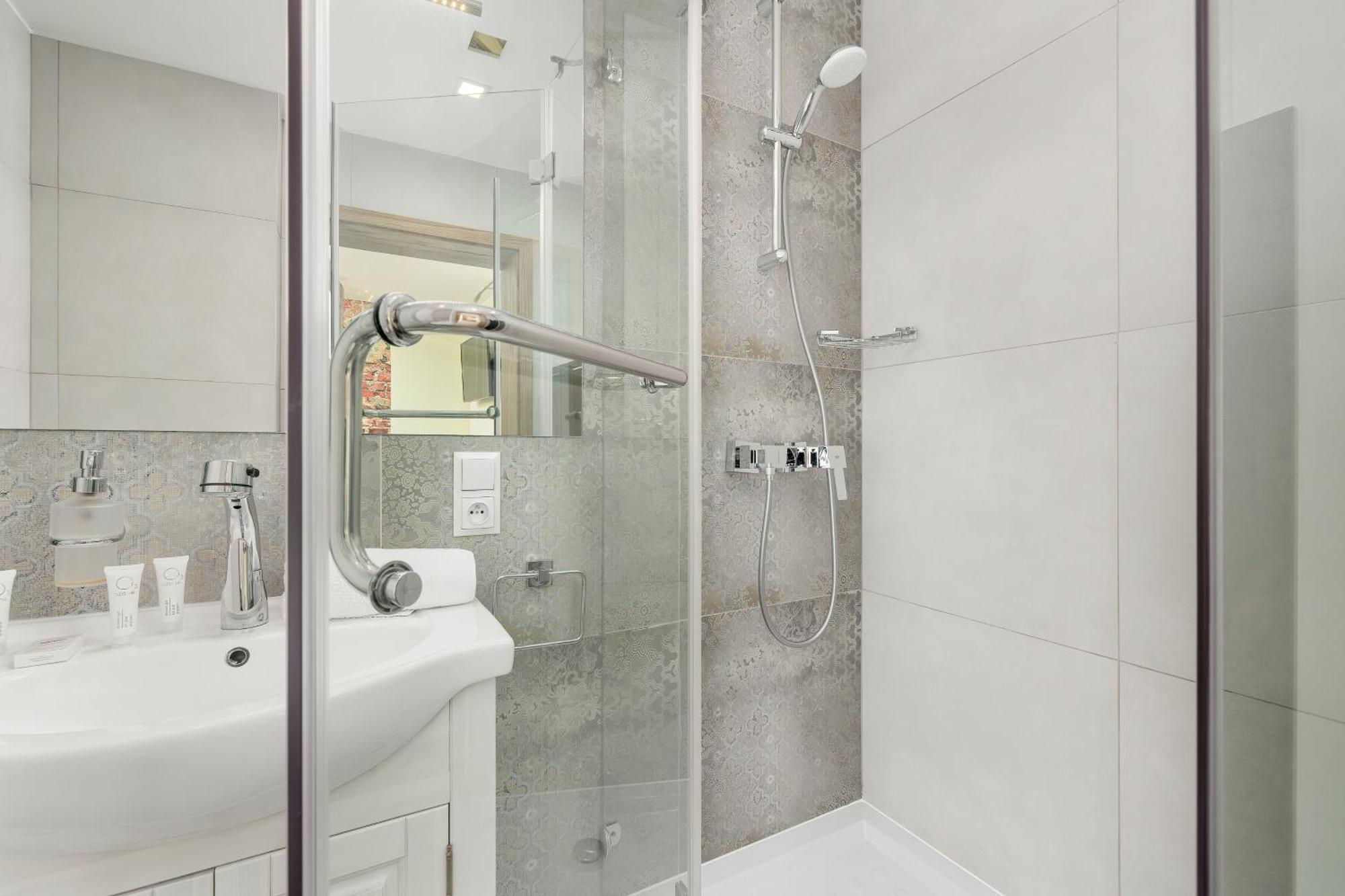 Nowoczesne I Stylowe Apartamenty W Centrum Bytomia Blisko Rynku By Noclegi Renters Kültér fotó